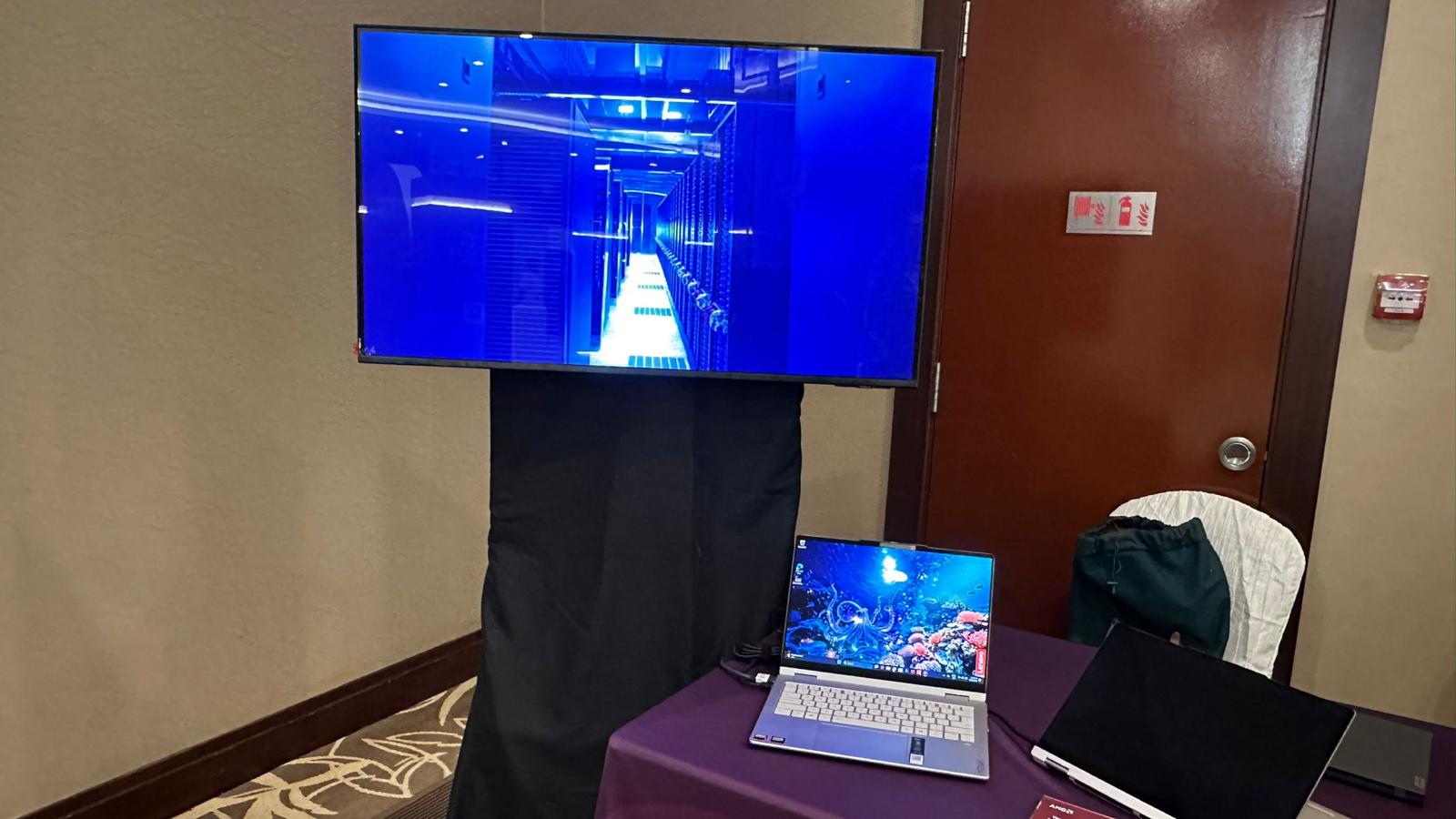 TV display live feed support